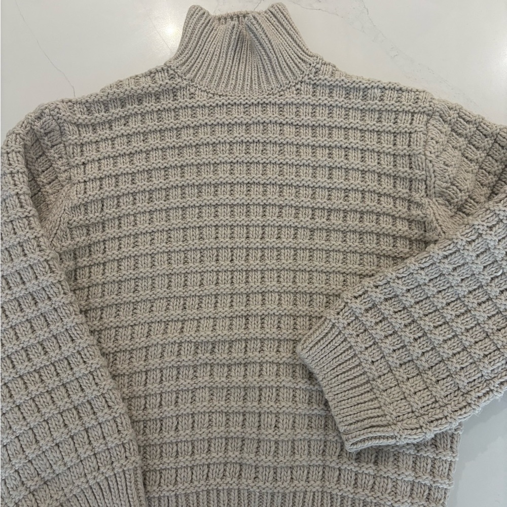 H&M Off-White Chunky Knit Sweater